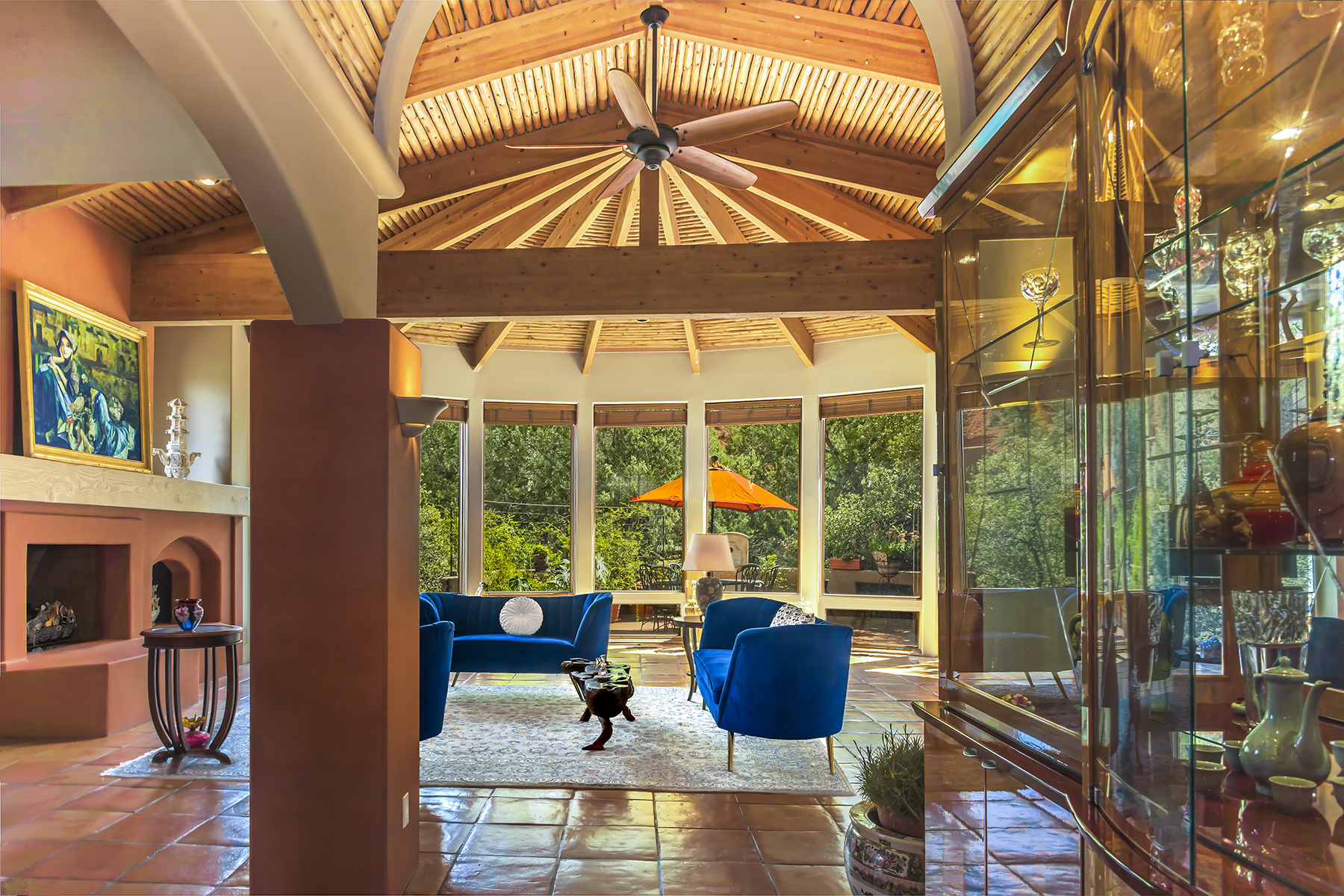 3 GREAT ROOM ENTRY